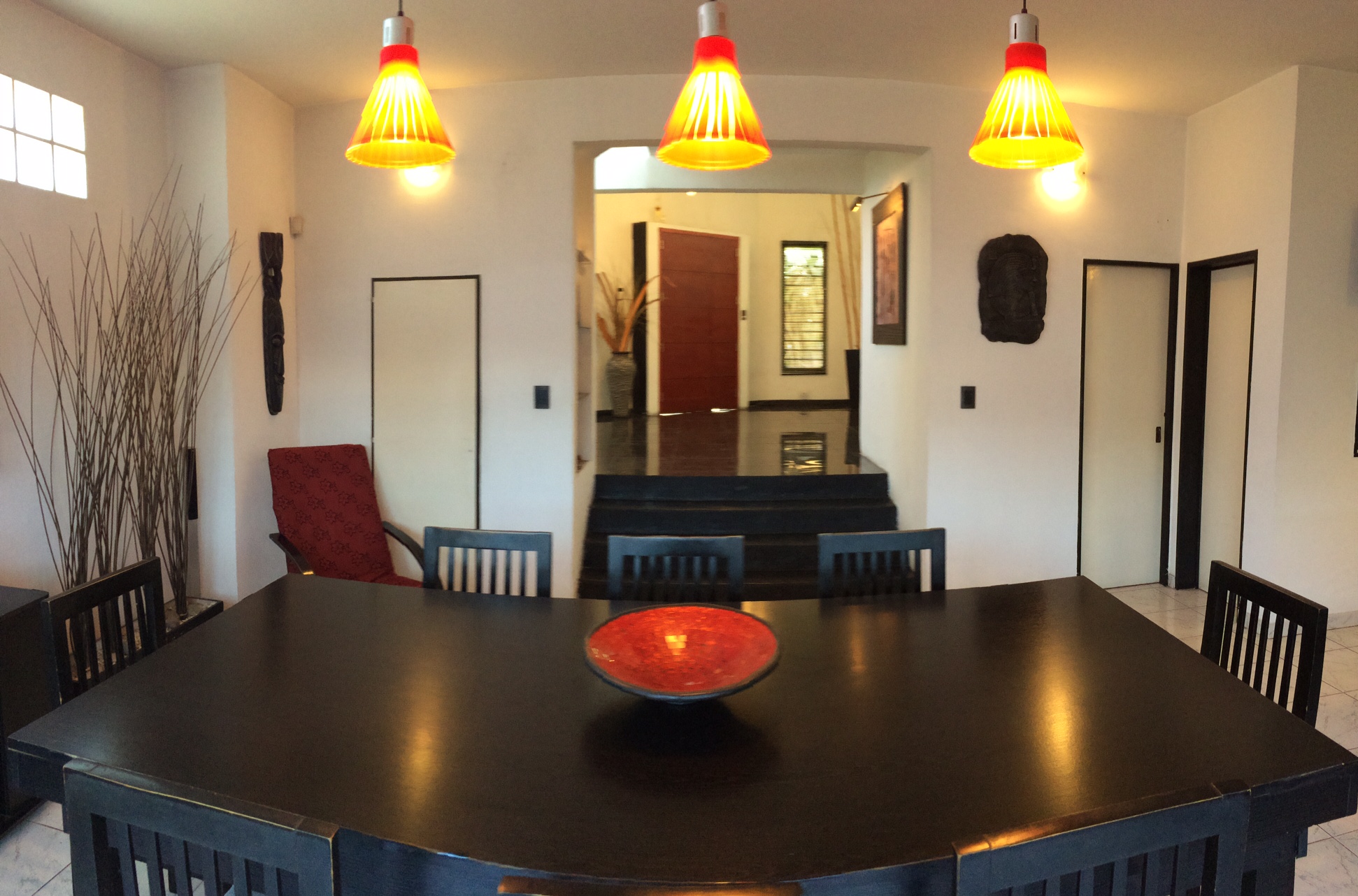 BURZACO:CASA EN EXC ESTADO , ESTILO MODERNO MINIMALISTA, 3 DORMITORIOS, GARAGE, FOND — foto 5