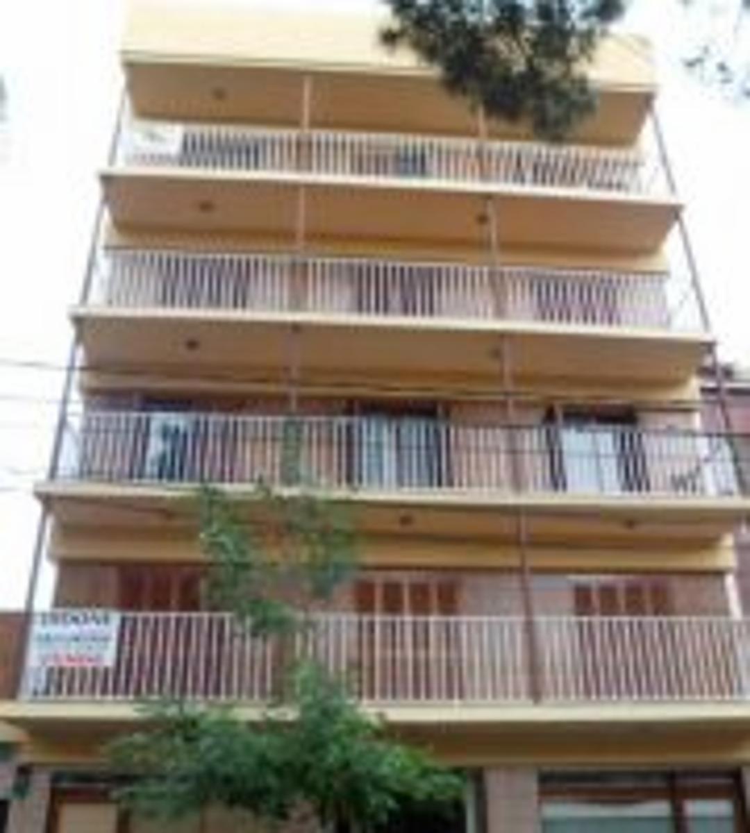 SAN BERNARDO: DPTO 2 AMBIENTES, A 2 CDRAS DEL MAR, y A POCAS CDRAS DEL CENTRO. COMODO , FUNCIONAL , LUMINOSO. BUENA PROPUESTA P/VIVIENDA ,VIVIENDA TEMPORARIA O RENTA.