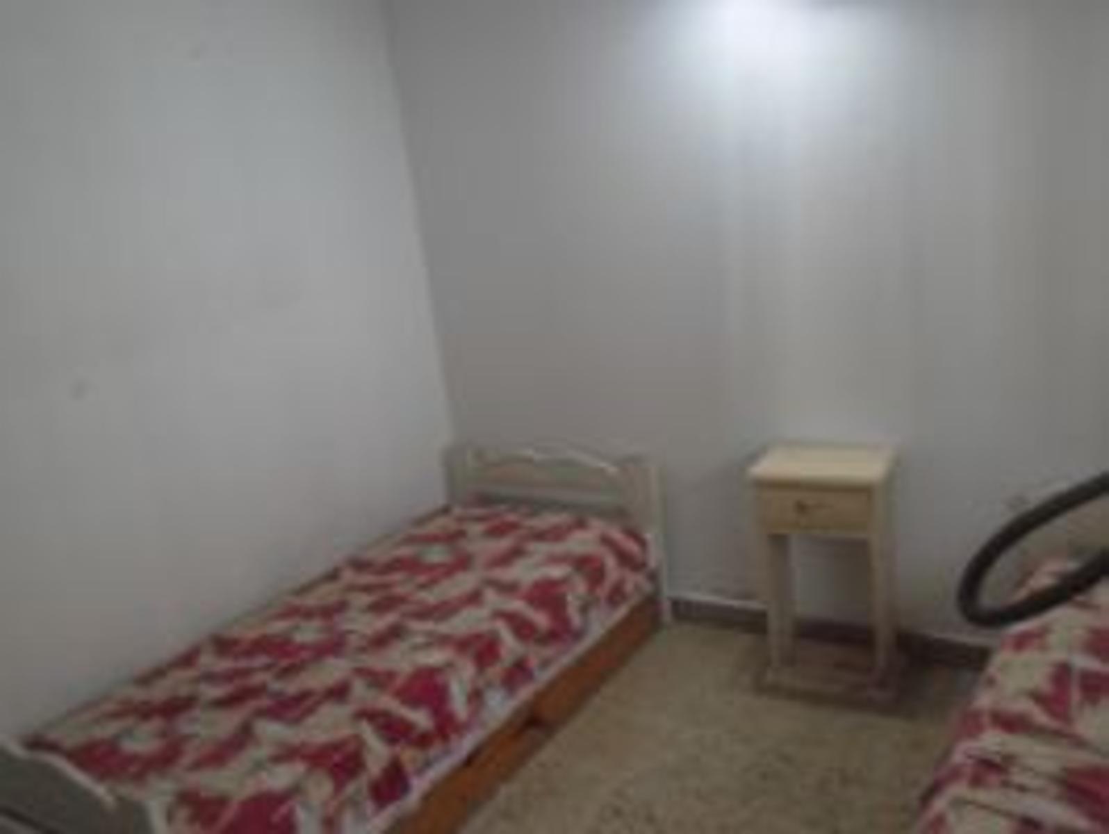 COSTA AZUL: ALQUILER Y VENTA DE CASA . A 1 CDRA 1/2 DEL MAR . EXCEL.UBICACION. COMODA, FUNCIONAL. — foto 7