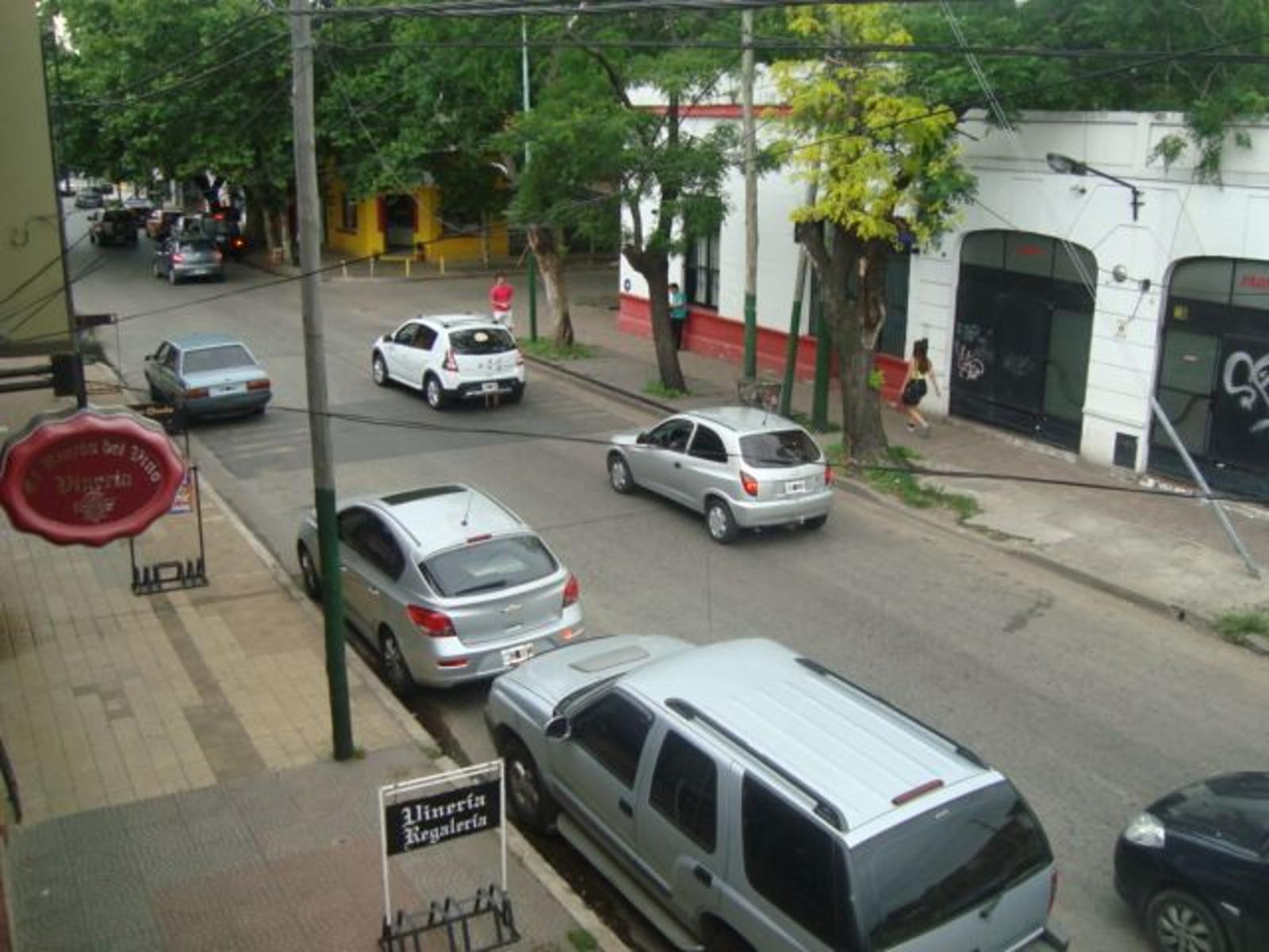 BURZACO. DEPARTAMENTO EN ZONA CENTRICA 3 AMB EN PRIMER PISO ¡SIN EXPENSAS! APTO CREDITO — foto 10