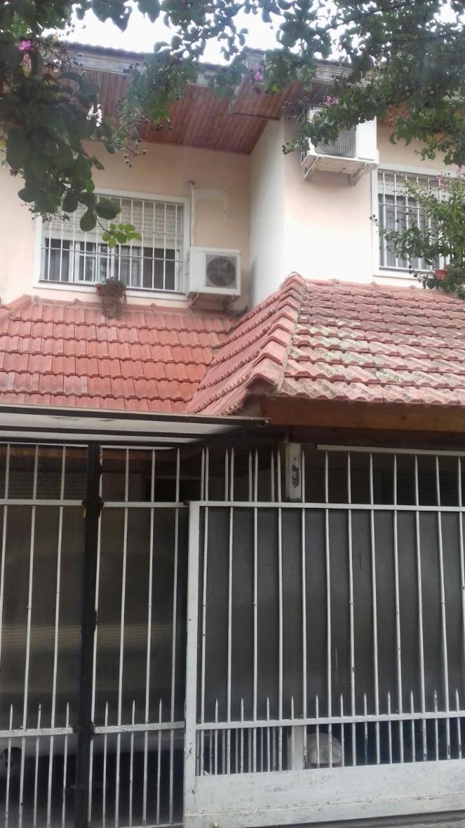 HERMOSO Y AMPLIO CHALET 2 PLANTAS.8 AMB 4 DORM.C/ FONDO Y GARAGE P/ 2 AUTOS. APTO CREDITO BANCARIO