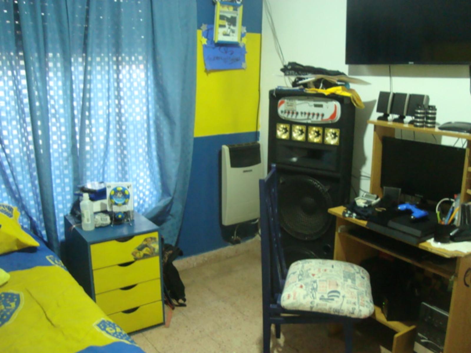 BURZACO: CASA DE 3 DORMITORIOS CON DPTO AL FONDO * APTA CREDITO* — foto 6