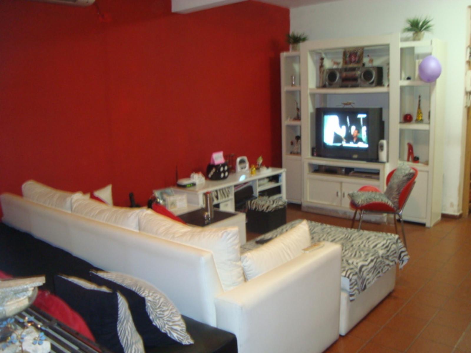 TEMPERLEY: COMODA CASA 4 AMBIENTES, CON COCHERA, FONDO C/PARRILLA * APTA CREDITO* — foto 3