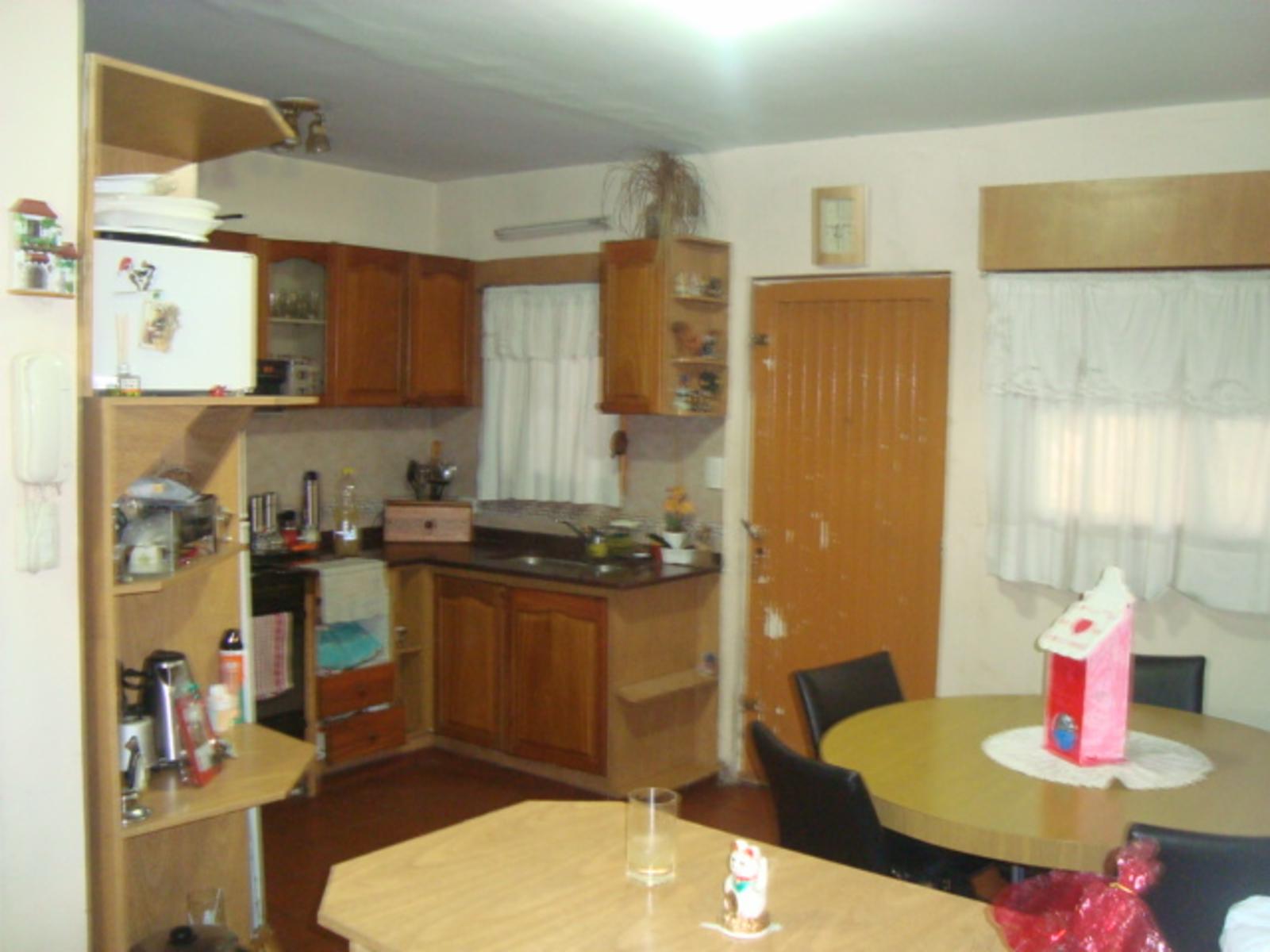 TEMPERLEY: COMODA CASA 4 AMBIENTES, CON COCHERA, FONDO C/PARRILLA * APTA CREDITO* — foto 13