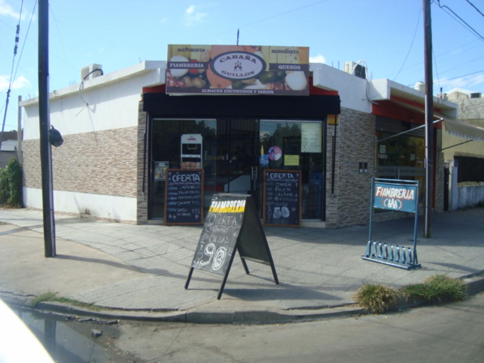 LUIS GUILLON: HERMOSOS LOCALES EN EXCELENTE UBICACIÓN MAS LOTE .VENTA EN BLOQUE O UNIDAD - 2