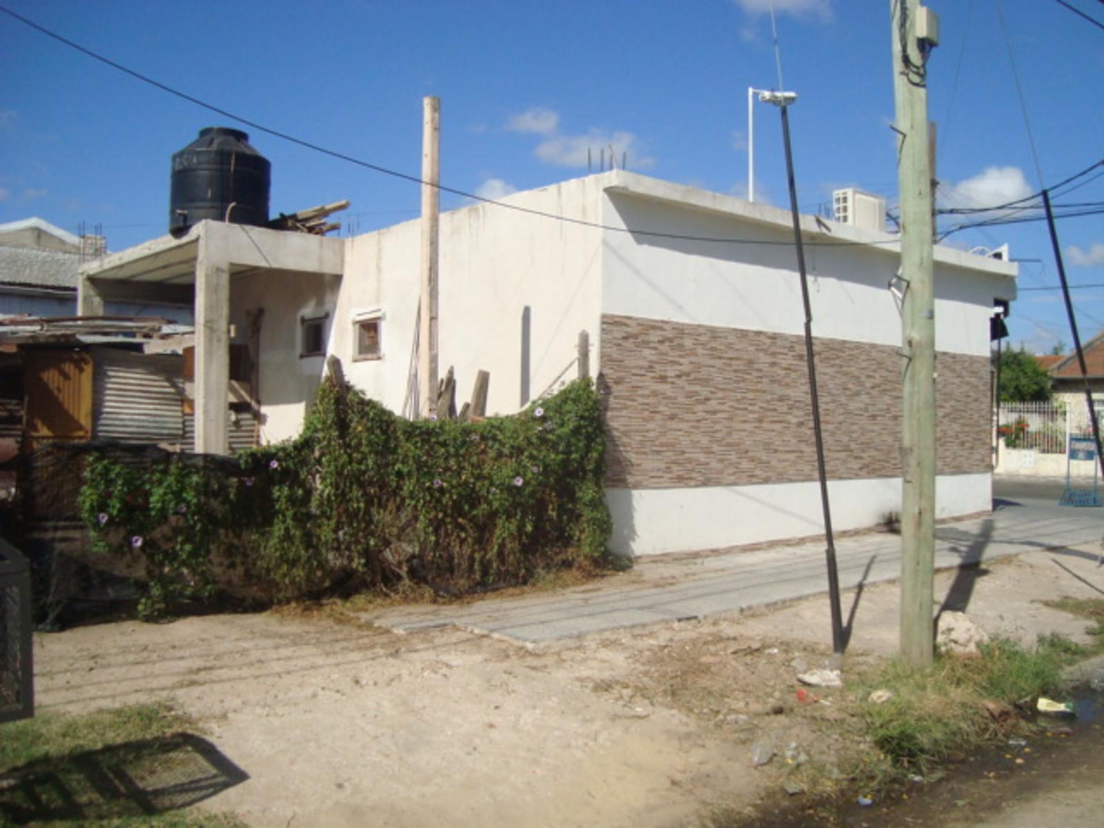 LUIS GUILLON: HERMOSOS LOCALES EN EXCELENTE UBICACIÓN MAS LOTE .VENTA EN BLOQUE O UNIDAD - 9