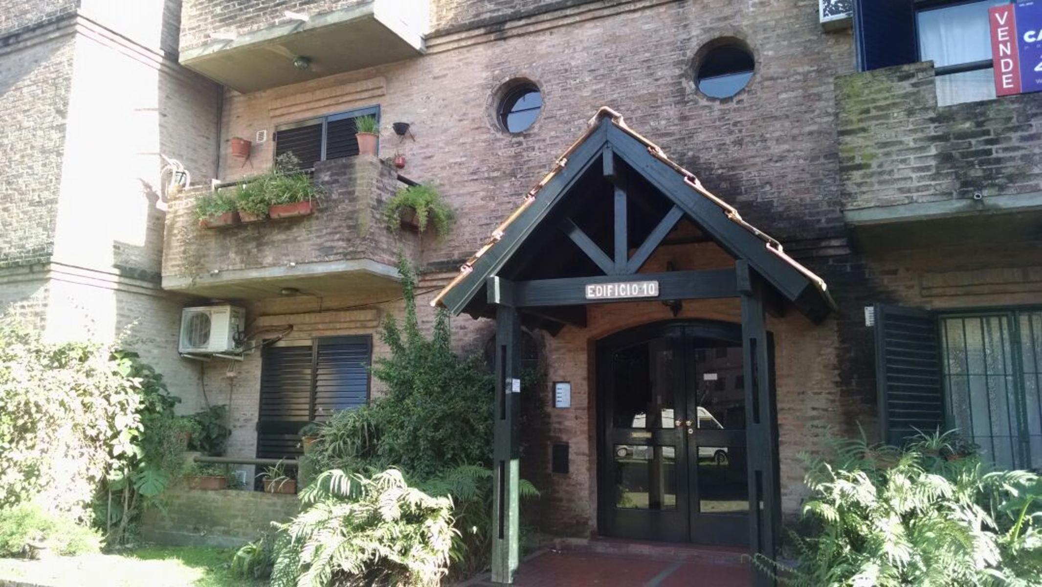 BURZACO: DEPARTAMENTO 3 AMBIENTES, EN BARRIO EMPLEADOS DE COMERCIO *APTO CREDITO* — foto 2
