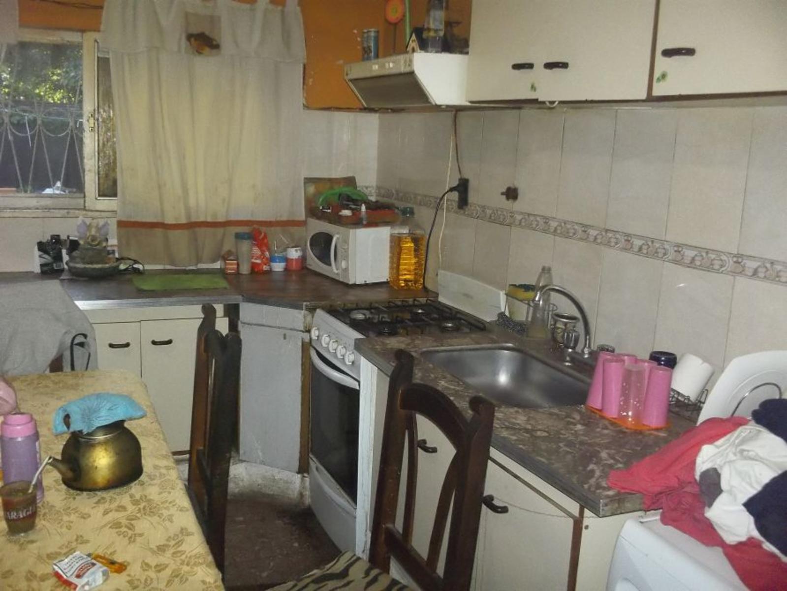 LLAVALLOL: CASA EN 2 PLANTAS A 2 CDRAS DE SEGUI — foto 4