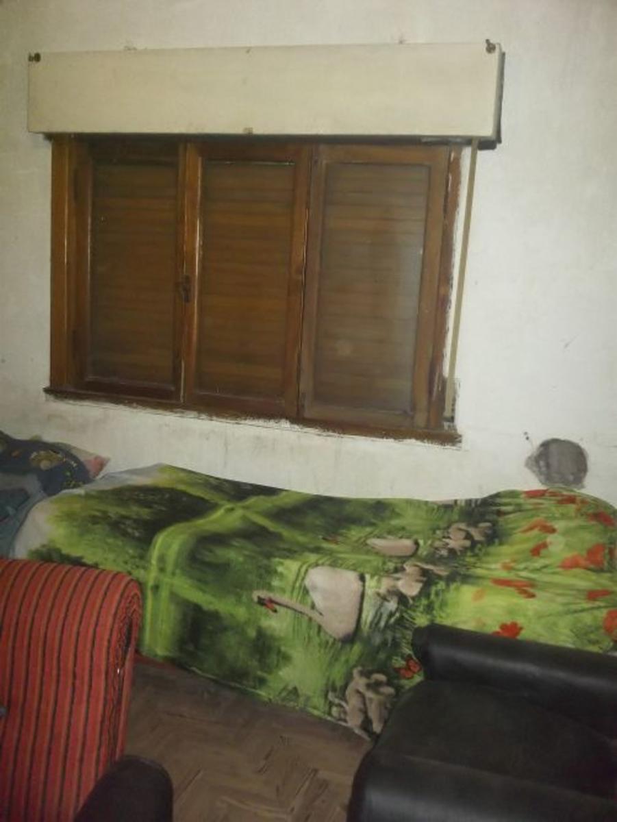 LLAVALLOL: CASA EN 2 PLANTAS A 2 CDRAS DE SEGUI — foto 7