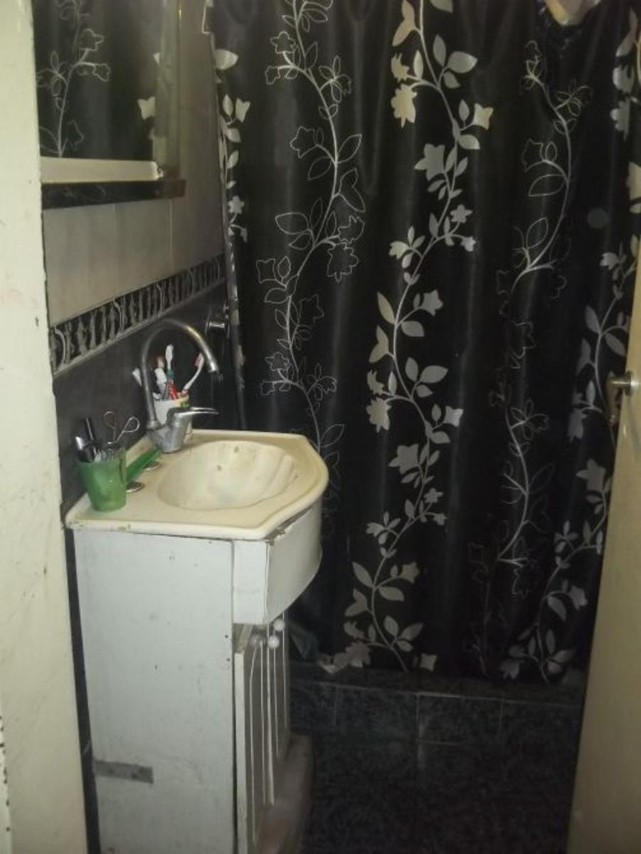 LLAVALLOL: CASA EN 2 PLANTAS A 2 CDRAS DE SEGUI — foto 8