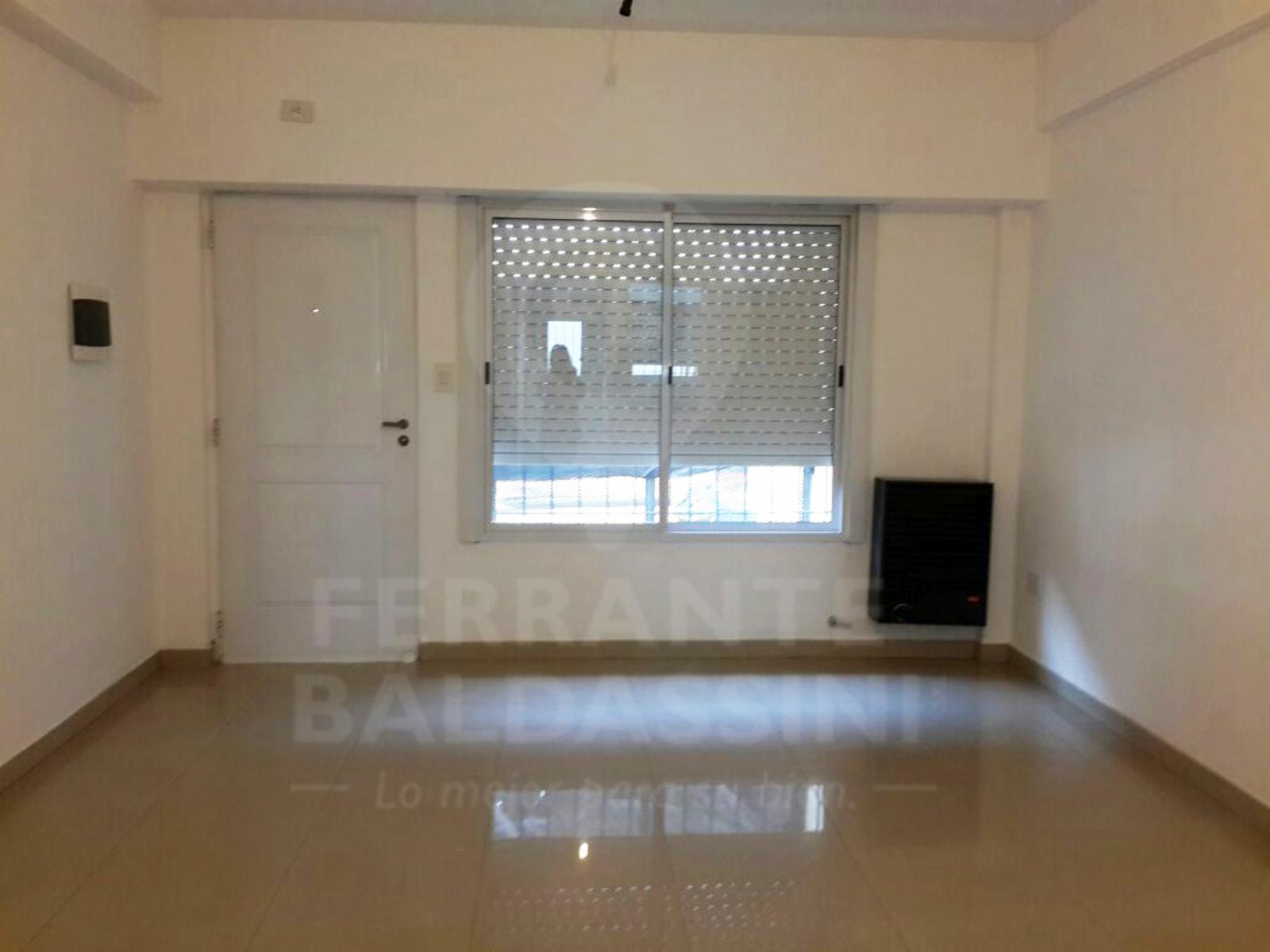 BURZACO: VENTA DE 2 DPTOS ,2 AMBIENTES COMODOS, LUMINOSOS, CON COCHERA Y PATIO ( VENTA EN BLOQUE ) — foto 3