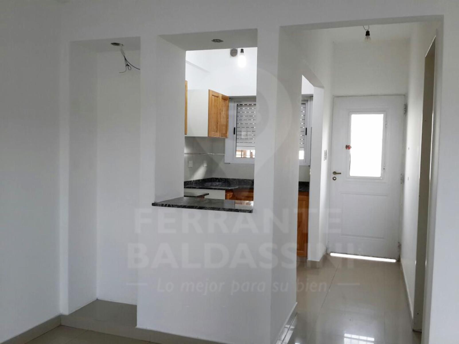 BURZACO: VENTA DE 2 DPTOS ,2 AMBIENTES COMODOS, LUMINOSOS, CON COCHERA Y PATIO ( VENTA EN BLOQUE ) — foto 5