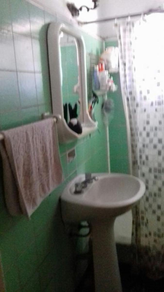 BURZACO: HERMOSO CHALET CON FONDO LIBRE, ENTRADA DE AUTO, * PROXIMAMENTE APTA CREDITO* — foto 6