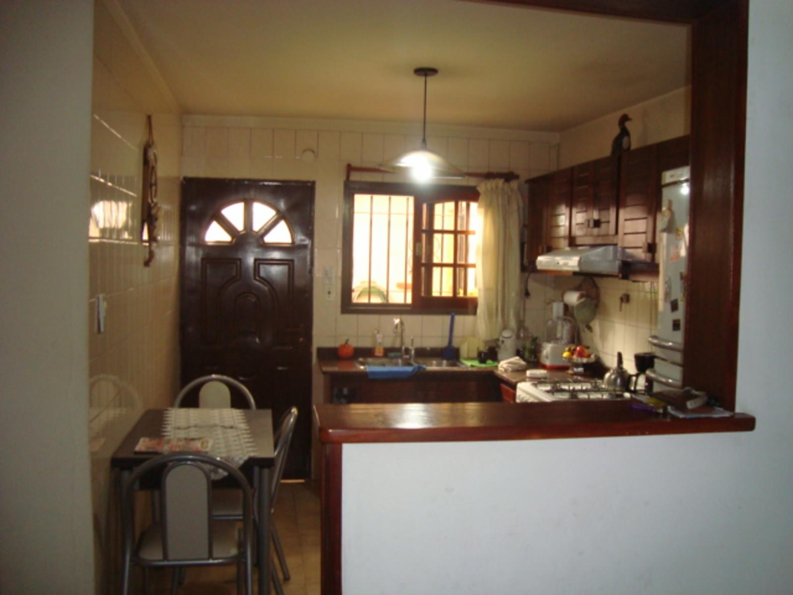 BURZACO: MUY LINDO CHALET, EN 2 PLANTAS, GARAGE , PATIO Y AMPLIA TERRAZA — foto 4