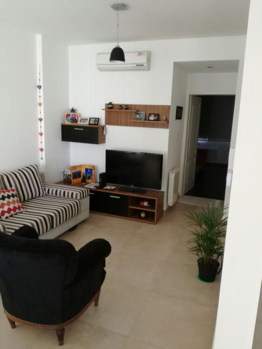 LOMAS DE ZAMORA: DEPARTAMENTO 2 AMB CON COCHERA Y AMENITIES
