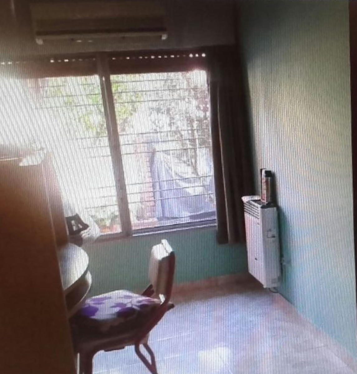 LANUS: CASA EN PH, POSEE JARDIN ,PATIO, TERRAZA Y 2 DORMITORIOS — foto 6