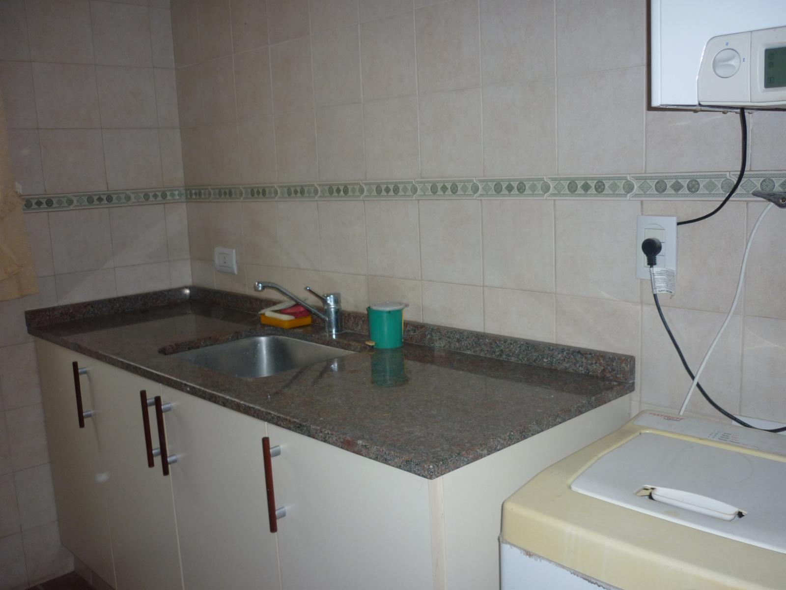 HERMOSO CHALET CON PISCINA EN BARRIO PARQUE LAS NACIONES — foto 8