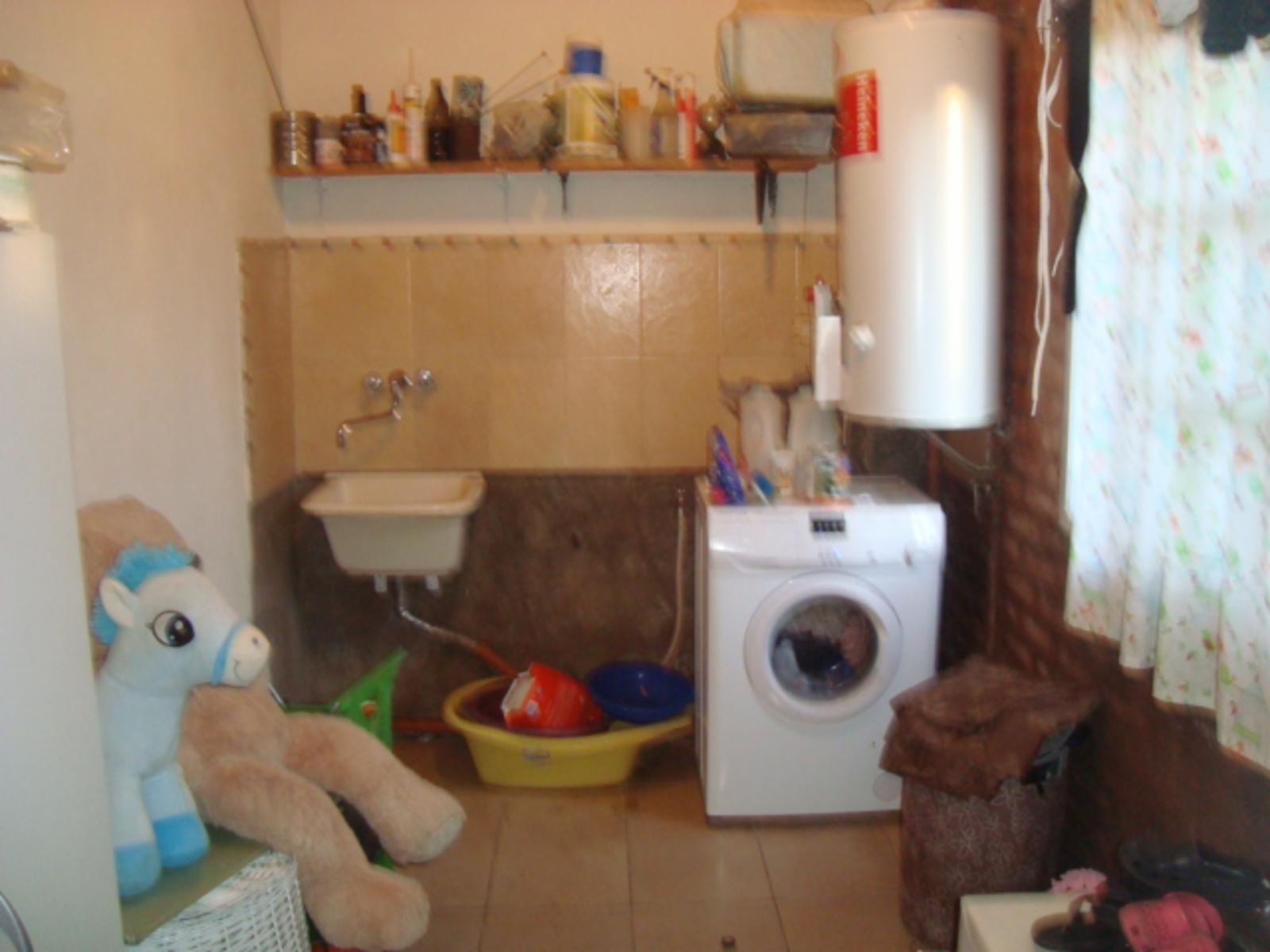 CASA 2 PLANTAS, 6AMB ,DORM.EN SUITE, JARDIN,FONDO, ENTRADA 2 AUTOS.BNA UBIC. — foto 9