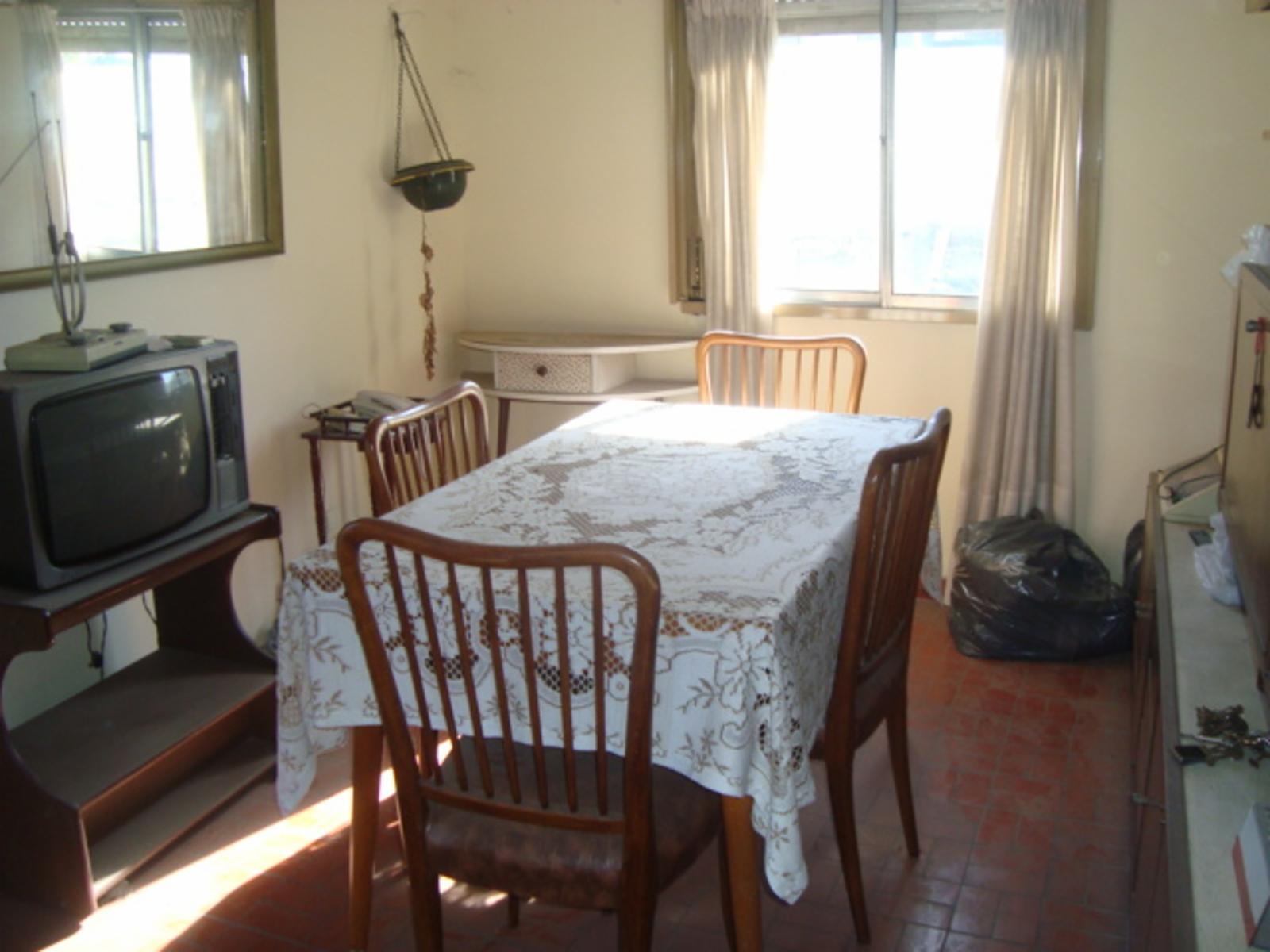 LONGCHAMPS: BARRIO VIPLASTIC, DEPARTAMENTO 2 AMBIENTES - 1