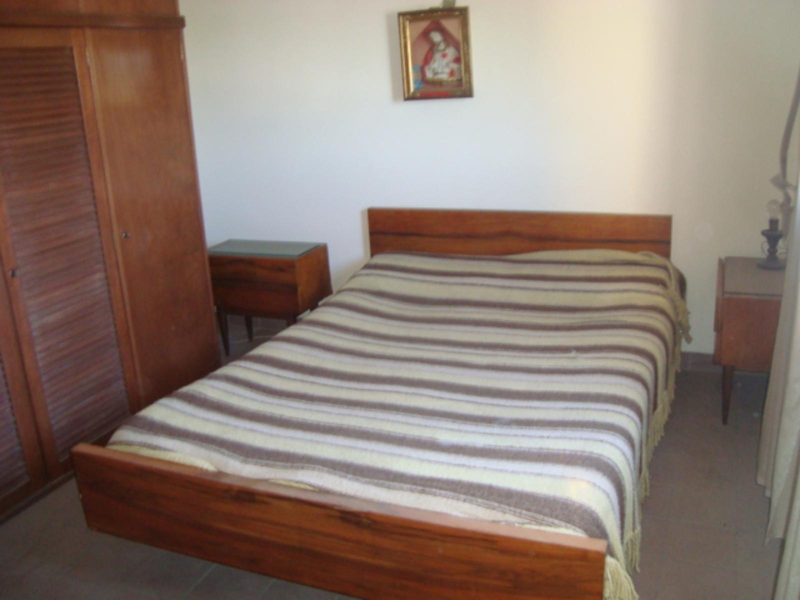 LONGCHAMPS: BARRIO VIPLASTIC, DEPARTAMENTO 2 AMBIENTES - 6
