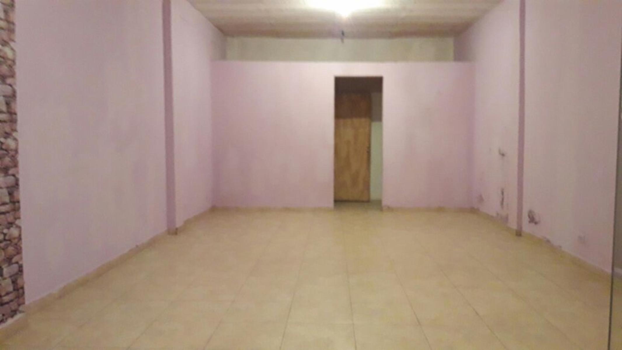 ALQUILER DE LOCAL COMERCIAL EN LUIS GUILLON - 4