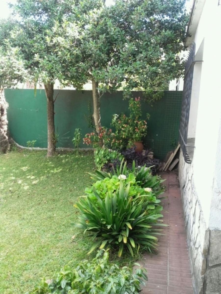 TEMPERLEY: CASA A RECICLAR, CON EXCELENTE UBICACION — foto 3