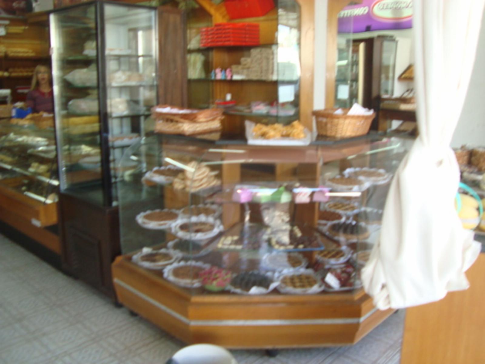 LONGCHAMPS: VENTA DE FONDO DE COMERCIO PANADERIA - 4