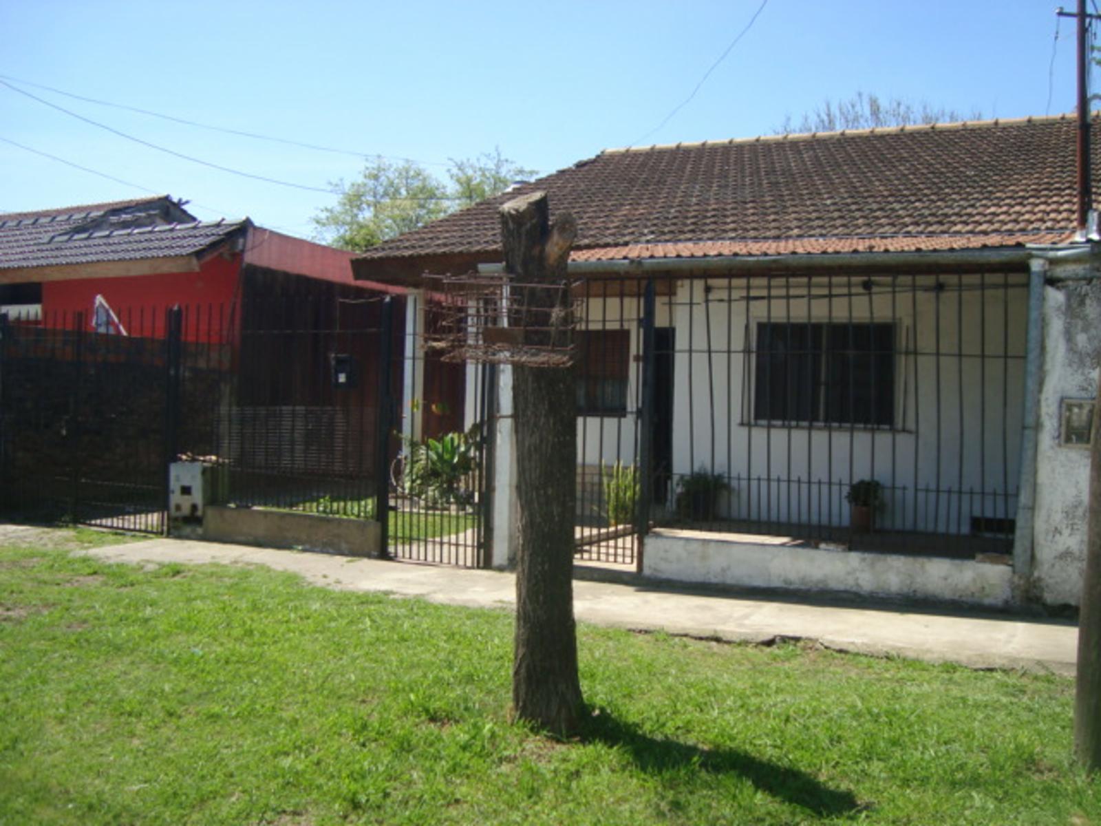 VENTA DE CASA EN BURZACO 5 AMB+ 2 DPTOS 2AMB +GARAGE+ENTR.AUTO.OPORTUNIDAD VIVIENDA E INVERSION — foto 3