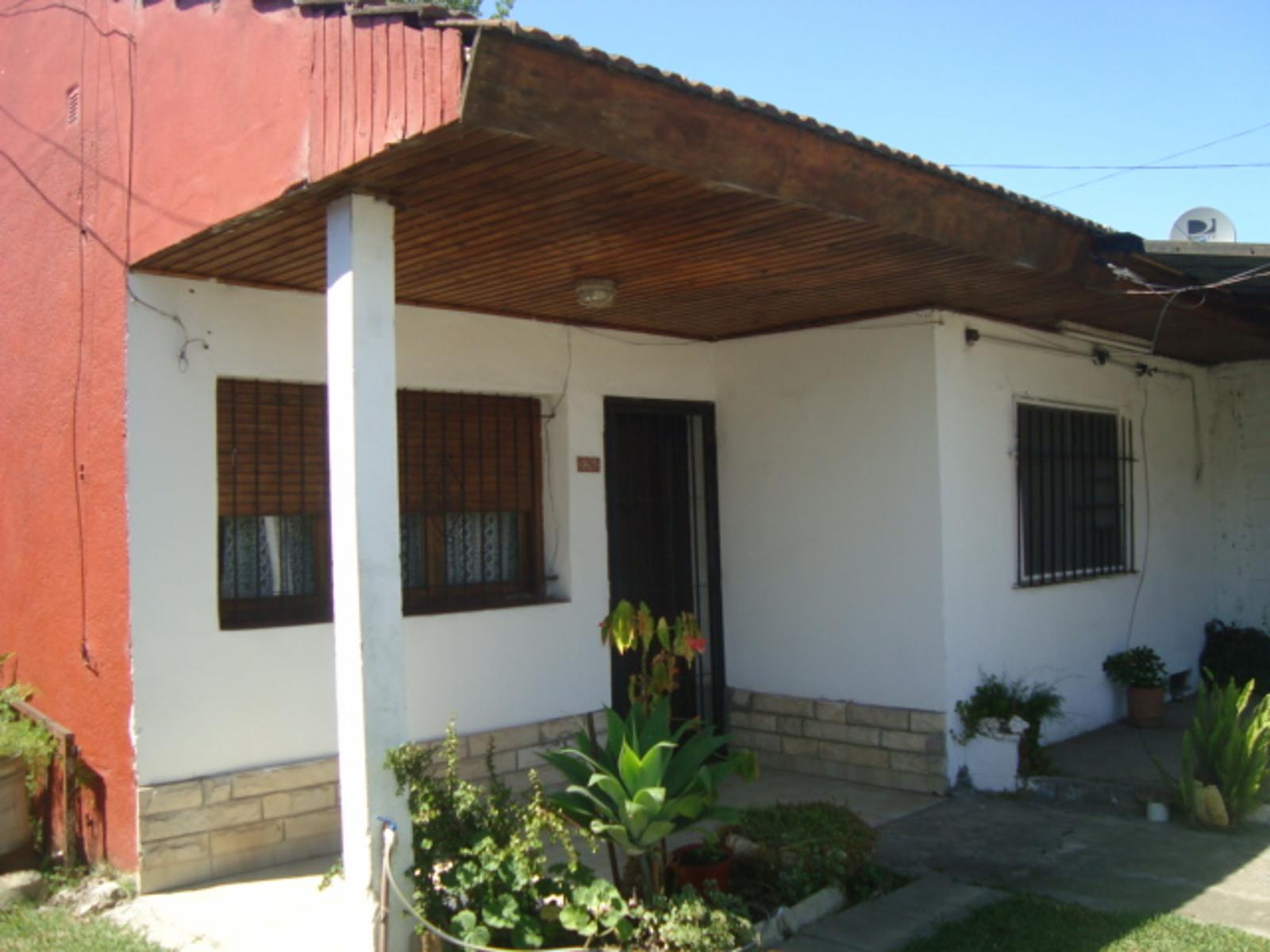 VENTA DE CASA EN BURZACO 5 AMB+ 2 DPTOS 2AMB +GARAGE+ENTR.AUTO.OPORTUNIDAD VIVIENDA E INVERSION — foto 5