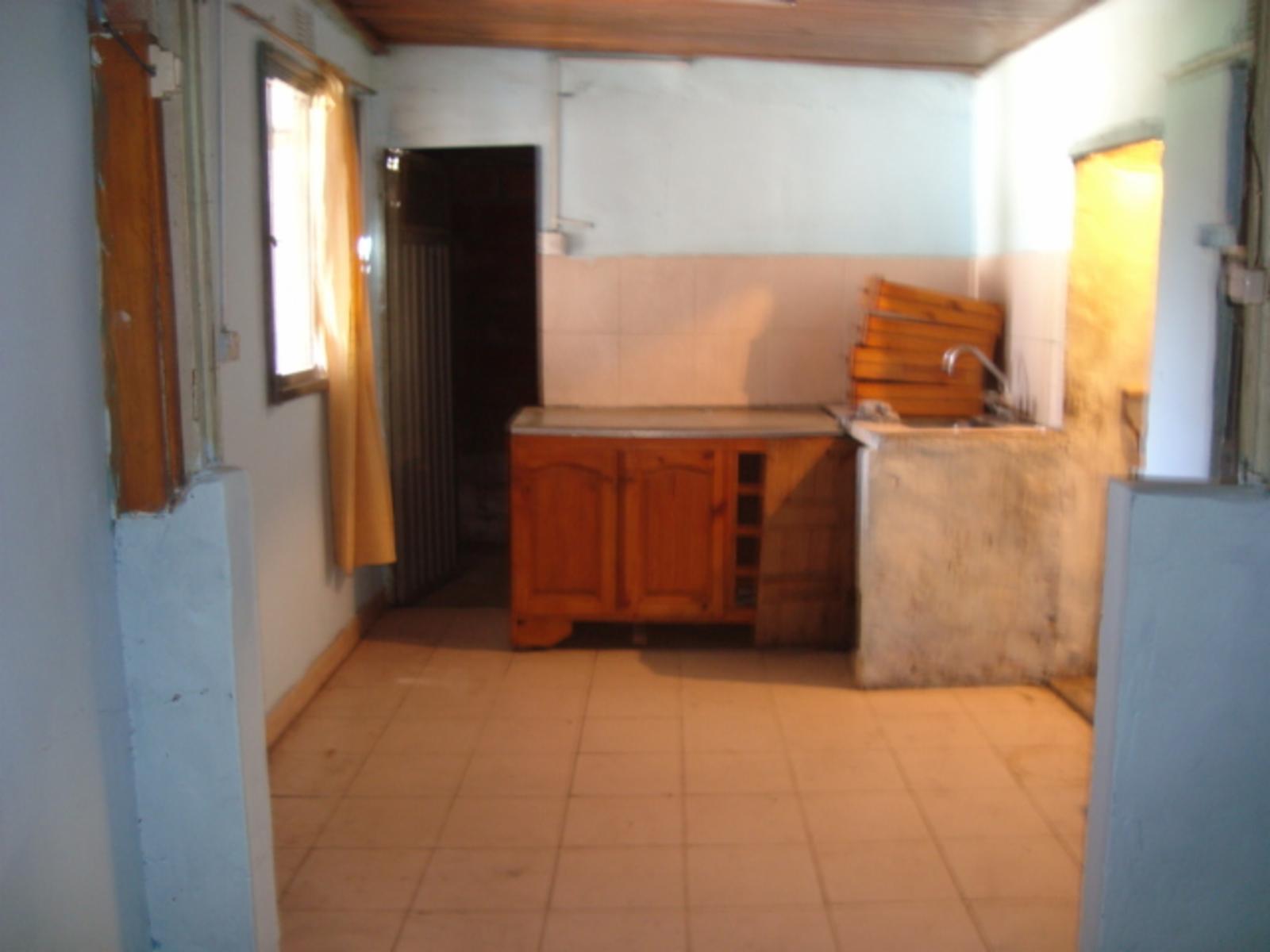 VENTA DE CASA EN BURZACO 5 AMB+ 2 DPTOS 2AMB +GARAGE+ENTR.AUTO.OPORTUNIDAD VIVIENDA E INVERSION — foto 12