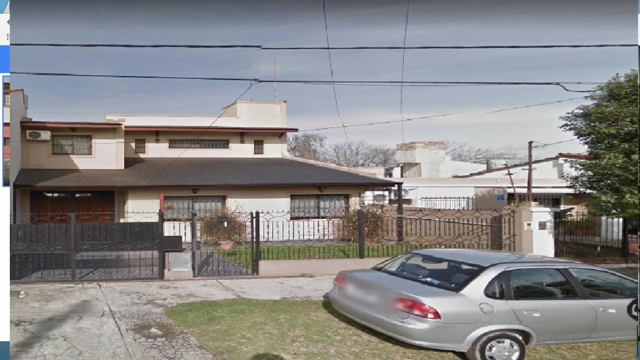 BURZACO: VENTA DE CASA EN 2 PLANTAS
