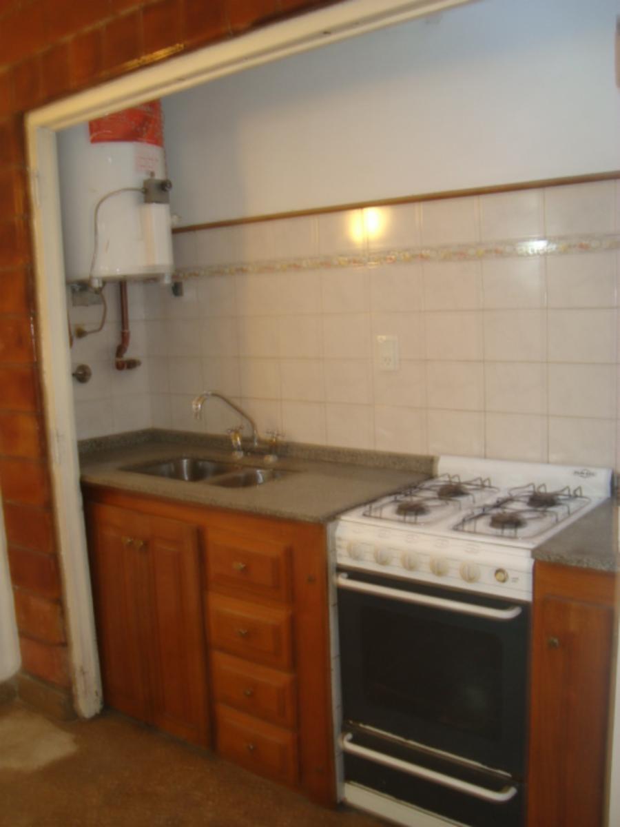 ALQUILER DEPTO EN BURZACO 2 AMB.C/PATIO.EXCEL UBICAC. A 2CDRAS ESTAC. Y MTS AV.ESPORA - 5