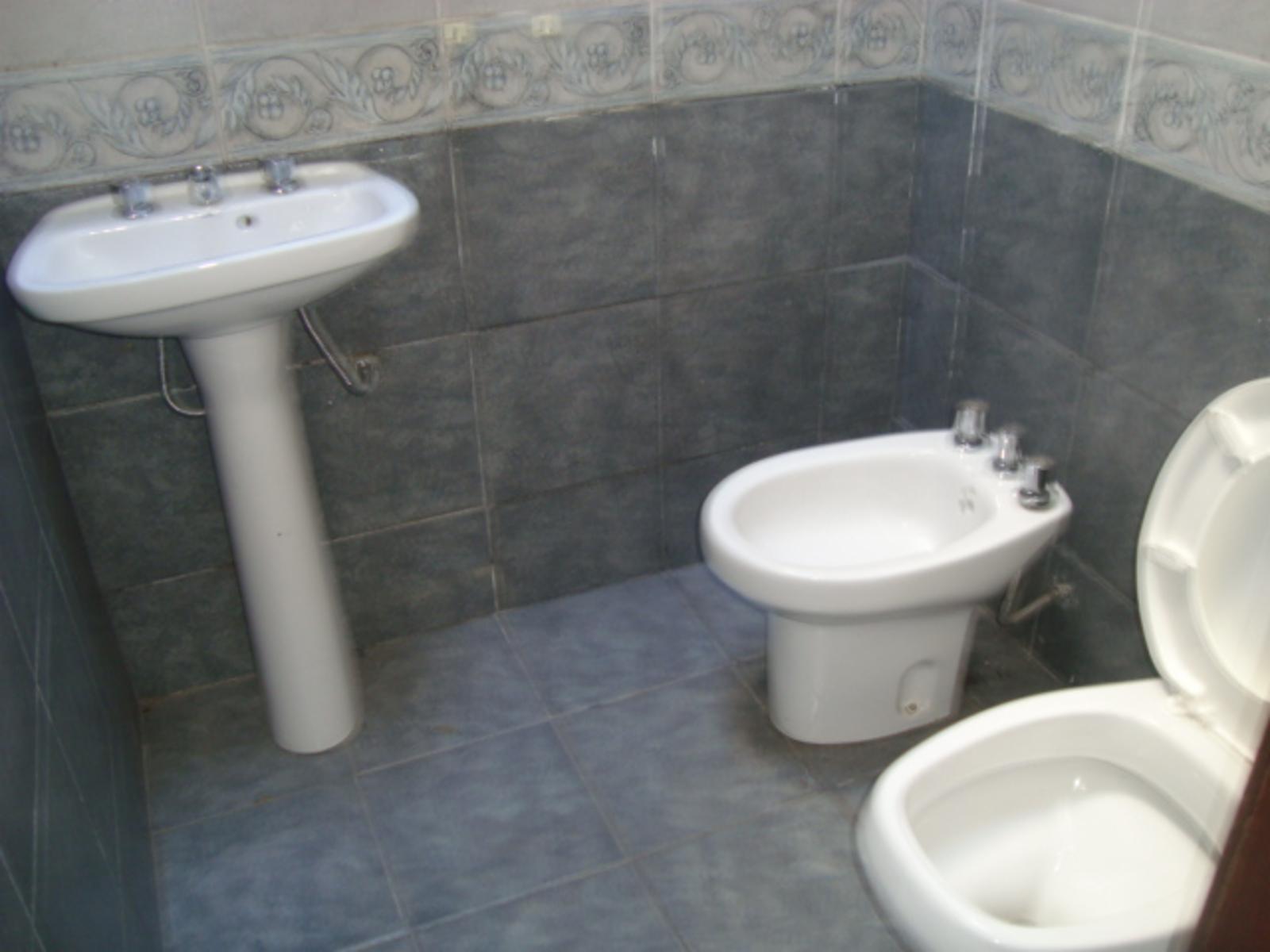 ALQUILER DEPTO EN BURZACO 2 AMB.C/PATIO.EXCEL UBICAC. A 2CDRAS ESTAC. Y MTS AV.ESPORA - 13