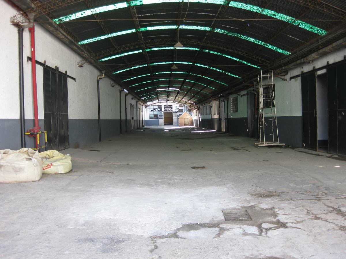LAVALLOL. Predio Industrial de 93.000 m2 y 30.000 m2 construidos. 1200 m2 de Oficinas. Unico en la Zona — foto 7