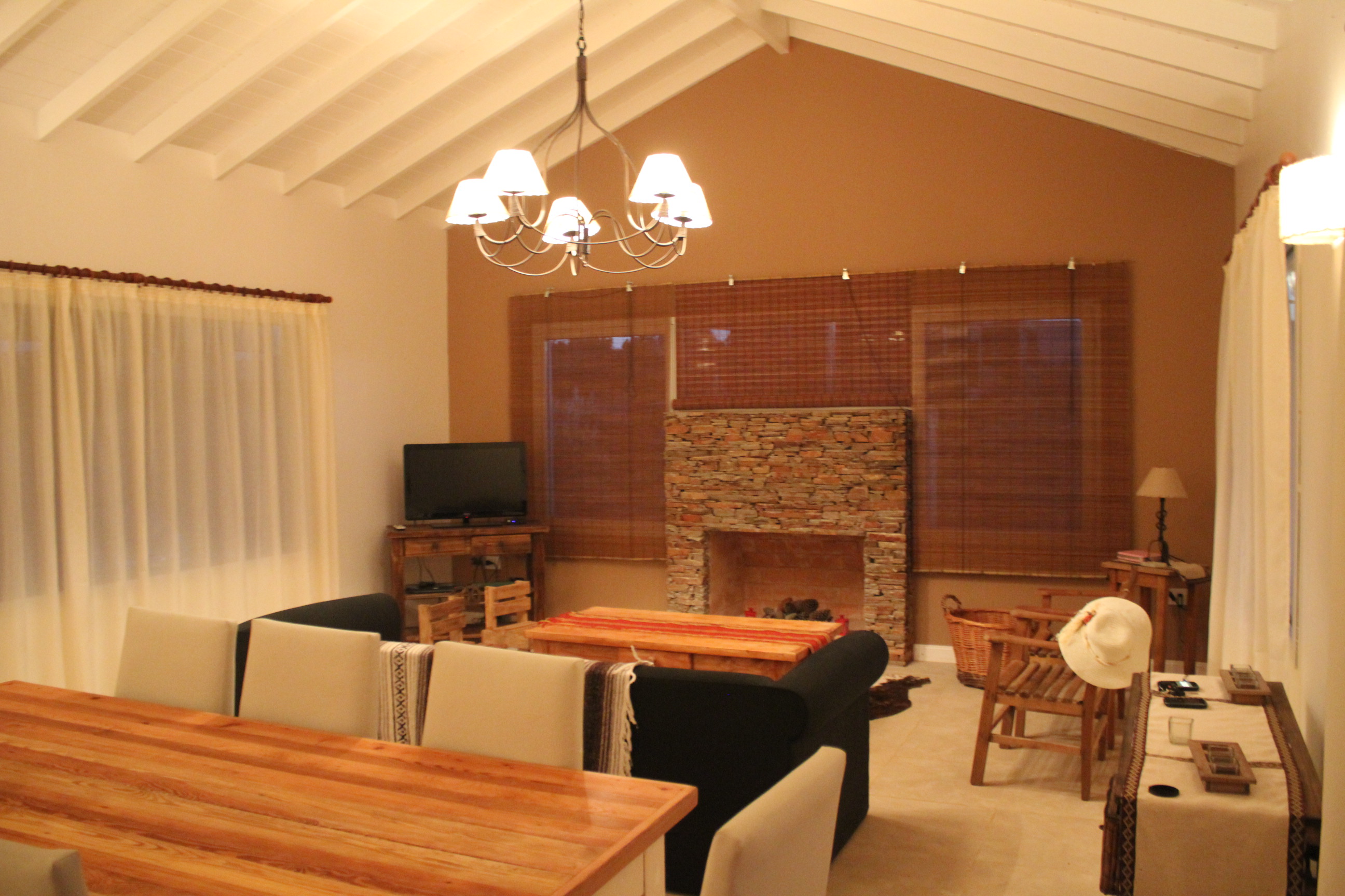 COSTA ESMERALDA: ALQUILER TEMPORARIO DE HERMOSA CASA EN BARRIO GOLF. LOTE 8 - GOLF. — foto 5