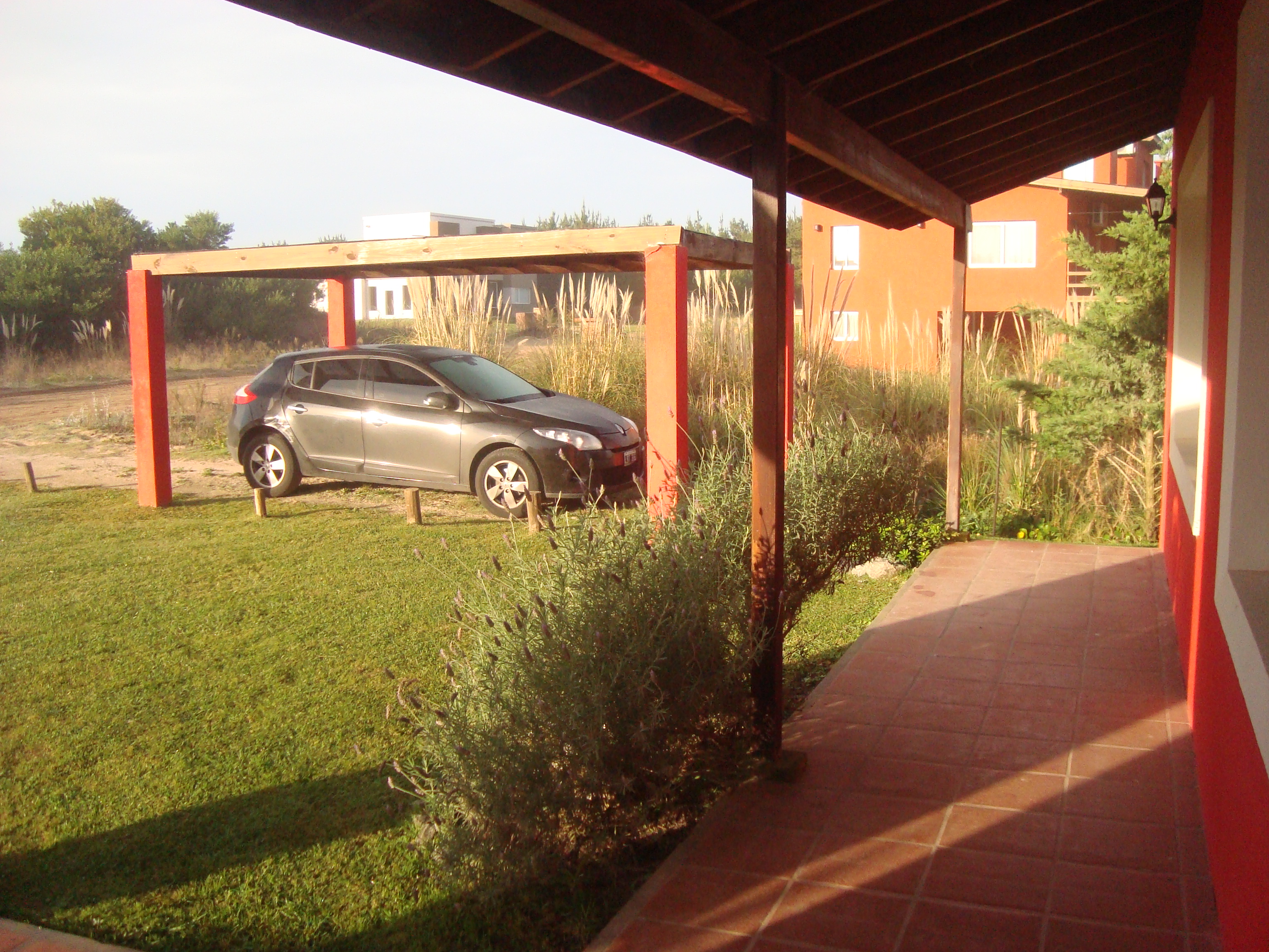 COSTA ESMERALDA: ALQUILER TEMPORARIO DE HERMOSA CASA EN BARRIO GOLF. LOTE 8 - GOLF. - 16