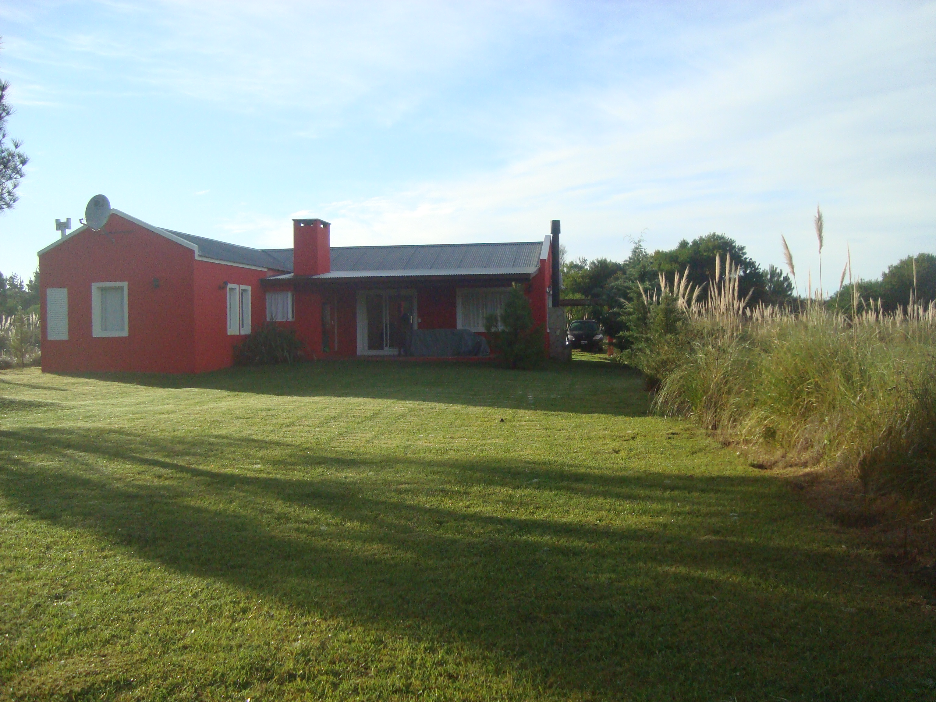 COSTA ESMERALDA: ALQUILER TEMPORARIO DE HERMOSA CASA EN BARRIO GOLF. LOTE 8 - GOLF. - 32