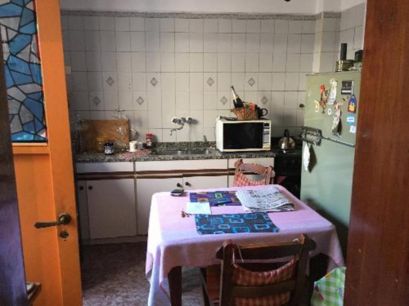 Burzaco - Departamento en PH de 2/3 ambientes - Sin Expensas!. con posibilidad de construir - Muy seguro - Céntrico -rec a Nuevo- APTA CREDITO!!! — foto 3