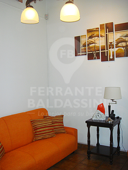 BURZACO - Casa + Duplex nuevo! Ideal 2 Familias! Detalles de categoría. Oportunidad para ver! Muy buena construcción. 2 de Abril esquina Martín Fierro — foto 4