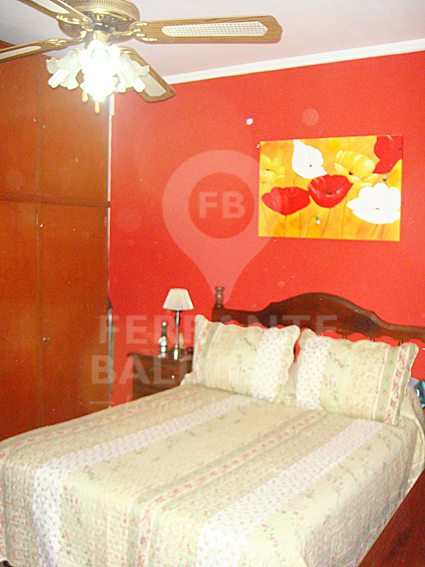 BURZACO - Casa + Duplex nuevo! Ideal 2 Familias! Detalles de categoría. Oportunidad para ver! Muy buena construcción. 2 de Abril esquina Martín Fierro — foto 8