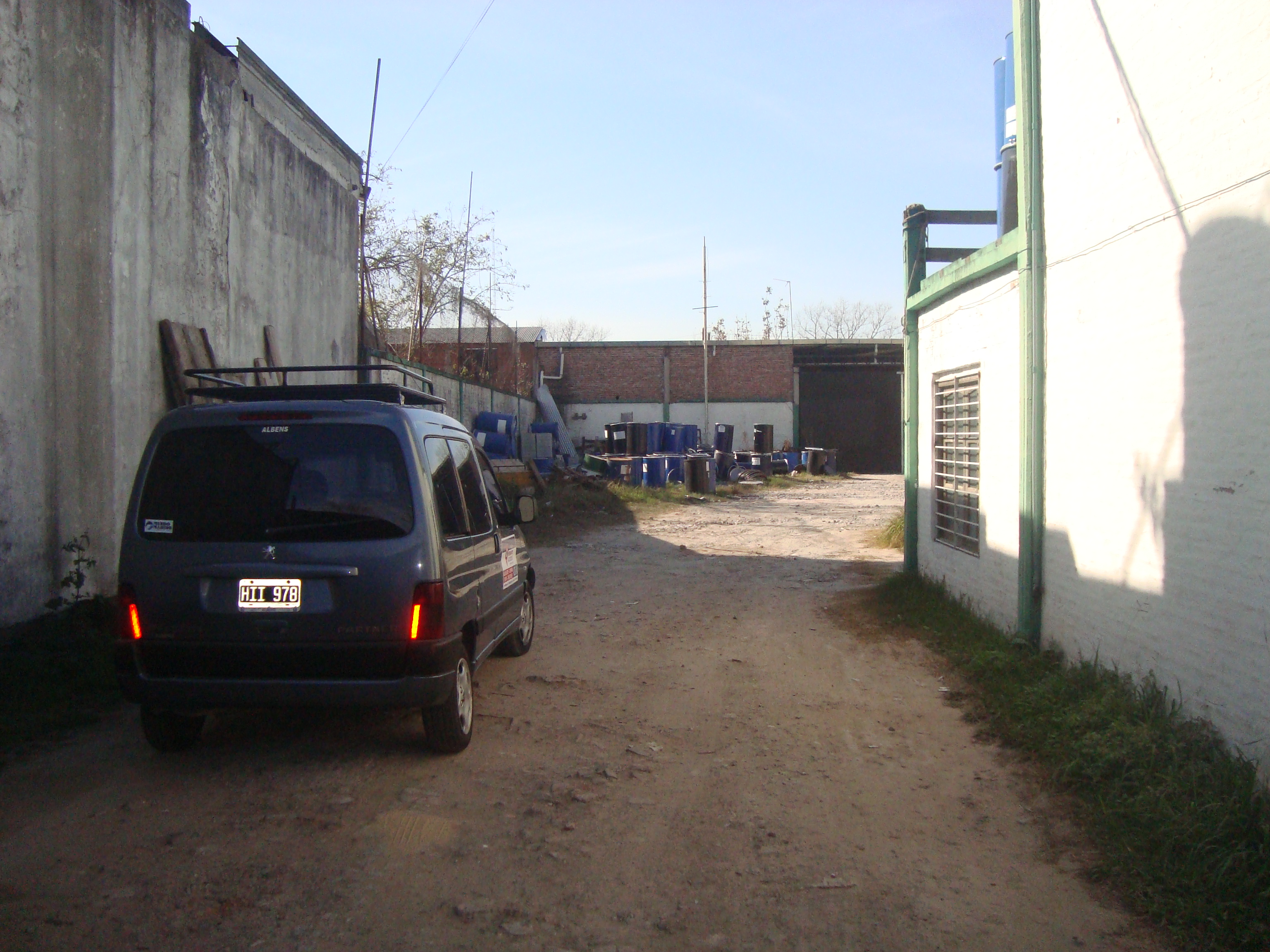 CLAYPOLE: VENTA ( GALPONES INDUSTRIALES): EXCELENTE UBICACION ESTRATEGICA Y ACCESO S/RUTA 4 . IMPORTANTE METALURGICA DE ZONA SUR,EN FUNCIONAMIENTO. MULTIPLES POSIBILIDADES. OPORTUNIDAD.RENTABLE - 4