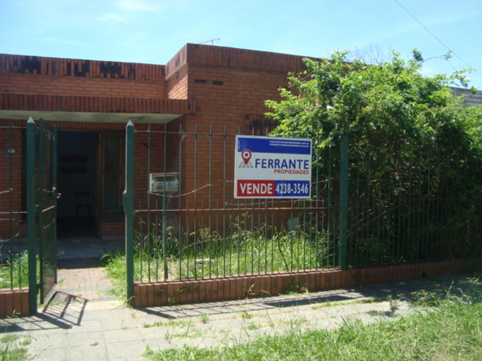 BURZACO: CASA AMPLIA ,SOBRE TERRENO 12 X 40 - ESCRITURADA - *APTA CREDITO* — foto 3