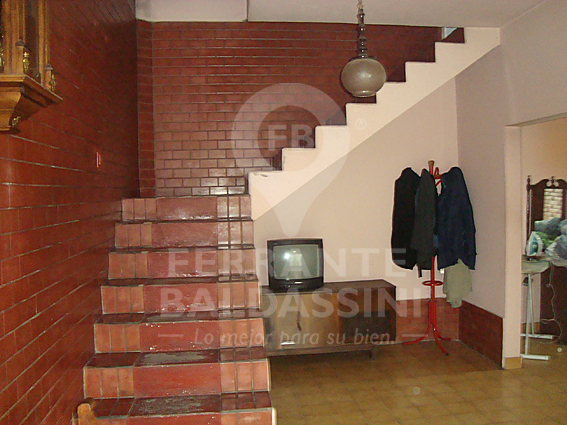 OPORTUNIDAD: EXCEL.PRECIO. 2 CENTRICAS/ EXCEL.UBICACIÓN / IDEAL VIVIENDA, INVERSION DESARROLLO INMOBILIARIO O COMERCIAL.1 CDRA PLAZA.3 ESTAC. A MTS.ALSINA Y COLEGIOS,ETC. — foto 8