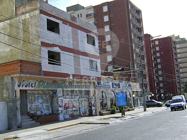 HOTEL EN MAR DE AJO SOBRE LA COSTANERA - 22 HABITACIONES + RESTAURANTE P/RESTAURAR - ATENCIÓN INVERSIONISTAS! INMEJORABLE UBICACIÓN - 2