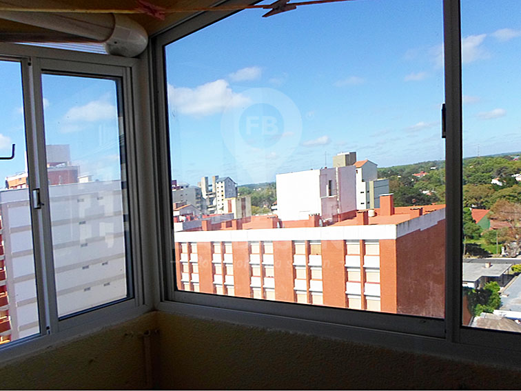 DEPARTAMENTO MONOAMBIENTE EN SAN BERNARDO SOBRE AV. CHIOZZA - IMPECABLE ESTADO - MODIFICADO TODO A NUEVO ACEPTA PERMUTA POR LOCAL — foto 4