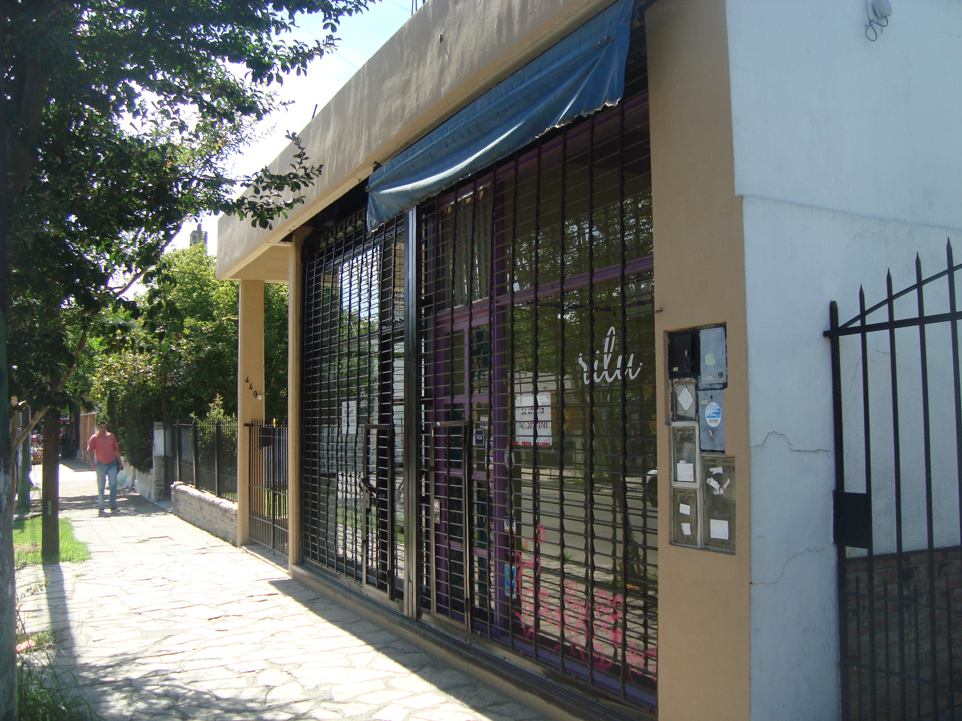 BURZACO: ALQUILER LOCAL CENTRICO SOBRE CALLE E.DE BURZACO,A MTS PLAZA PPAL Y 1 CDRA AV.H.IRIGOYEN. ZONA ESTRATEGICA COMERCIAL - 5