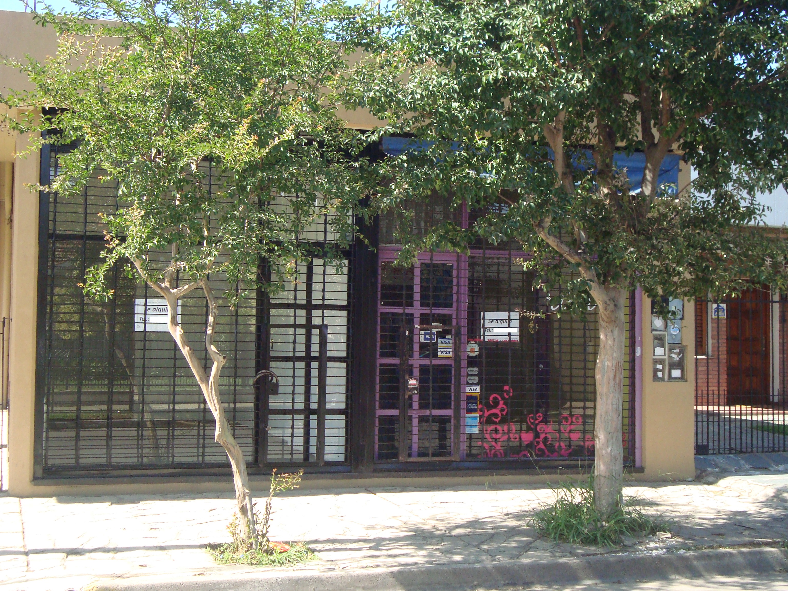 BURZACO: ALQUILER LOCAL CENTRICO SOBRE CALLE E.DE BURZACO,A MTS PLAZA PPAL Y 1 CDRA AV.H.IRIGOYEN. ZONA ESTRATEGICA COMERCIAL - 16
