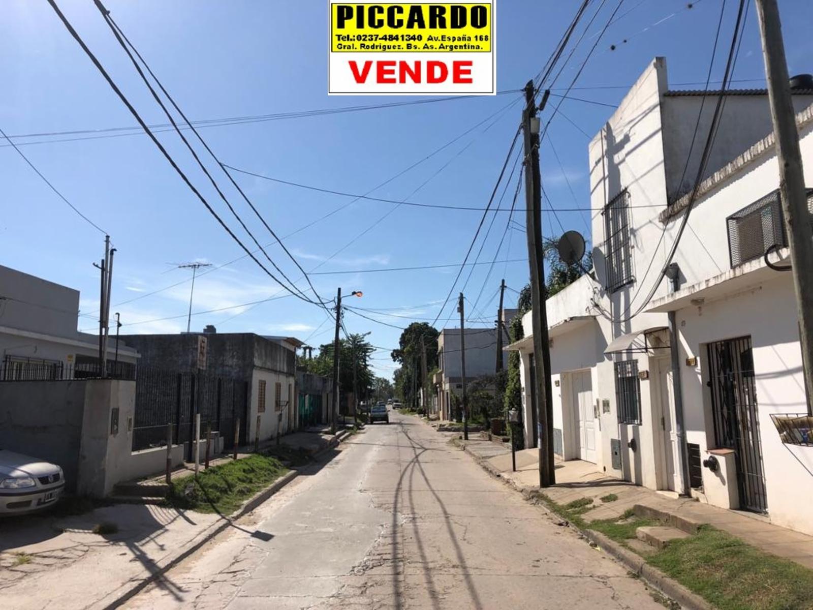 DOS CASAS EN VENTA ZONA URBANA NORTE REF. BR60 GRAL. RODRÍGUEZ PICCARDO. — foto 3