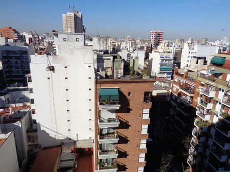 Depto de 4 amb al frente con balcón y cochera en Almagro. — foto 5