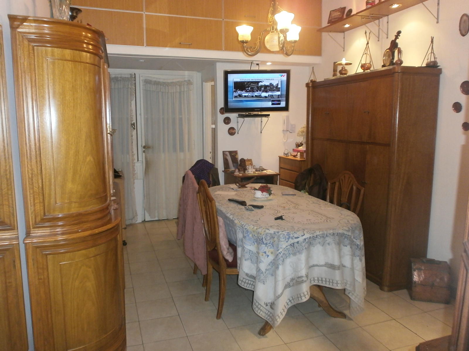 Depto de 2 amb amplios con patio en Palermo.